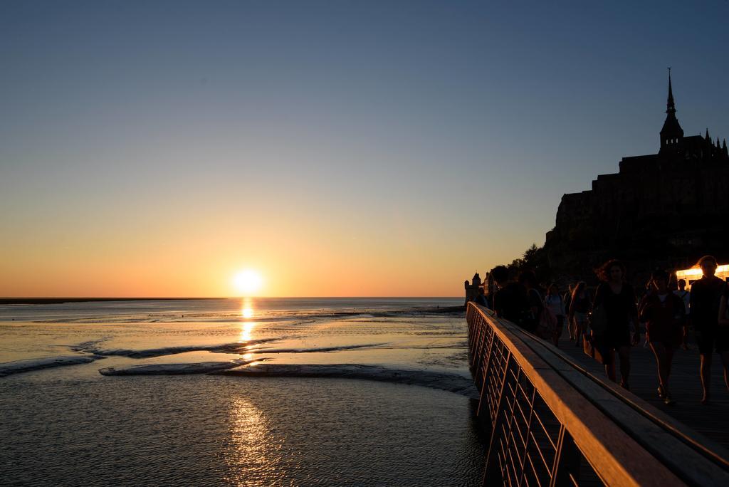 L'oree Du Mont Proche Du Mont Saint Michel *